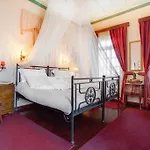 Casa Leone Hotel