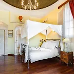 Casa Leone Hotel 3*