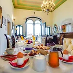 Casa Leone Hotel